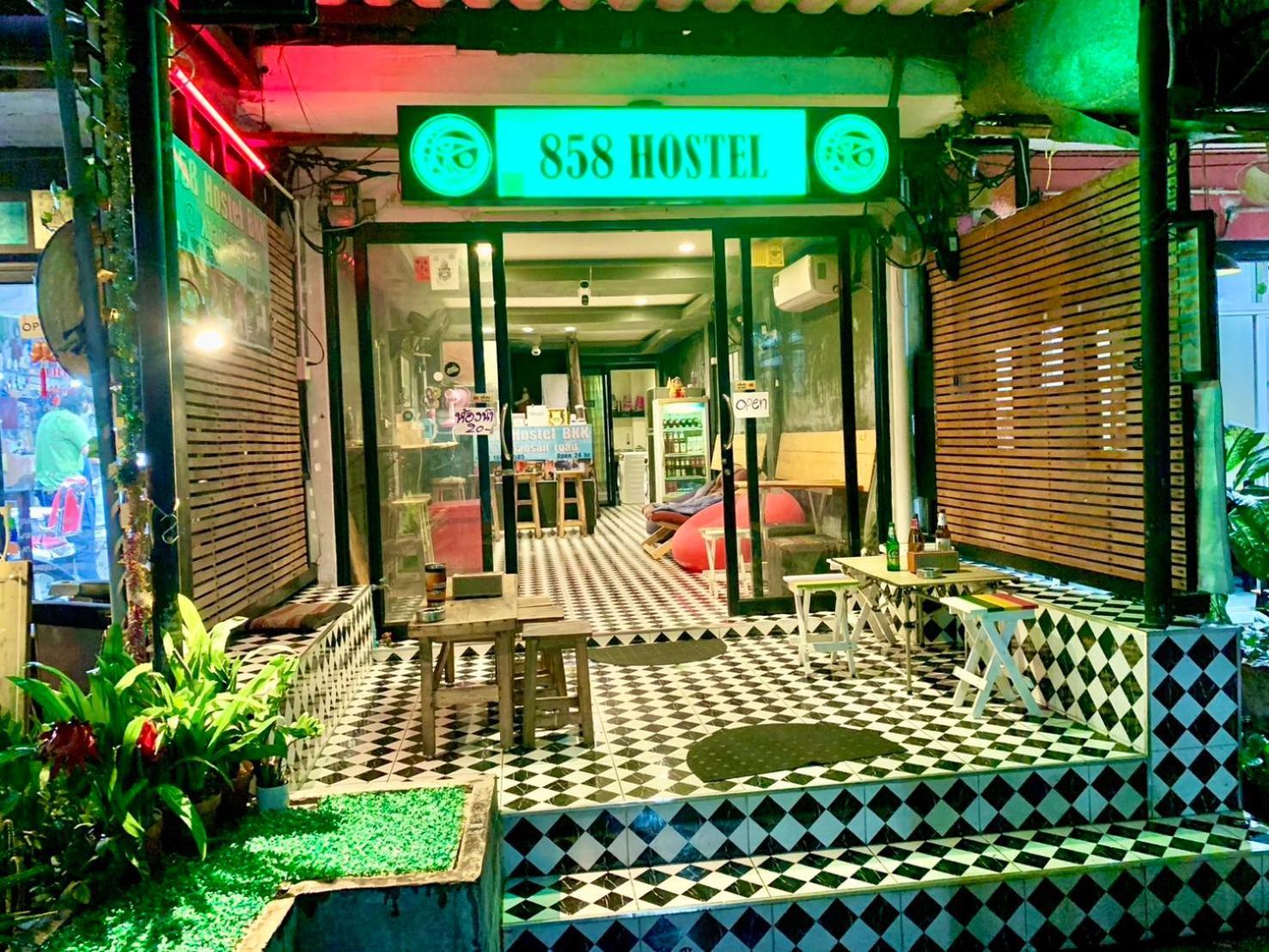 858Hostel Bkk In Khaosan Road Bangkok Esterno foto